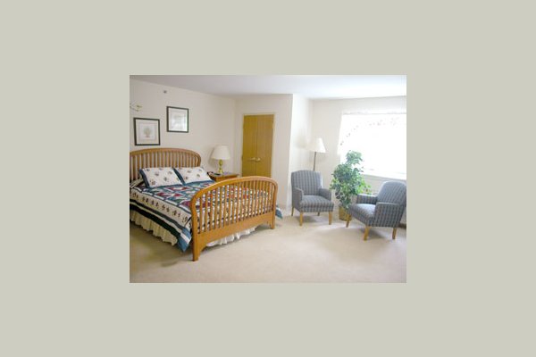 Coventry Meadows Is A Senior Community That Provides A Multitude Of Housing And Healthcare Choices F Senior Communities Retirement Community Independent Living