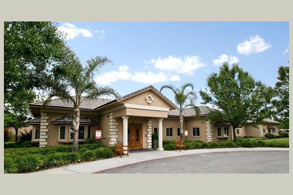 Brookdale Riverwalk Bakersfield Ca Reviews Senioradvisor