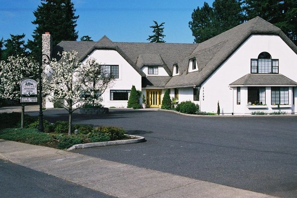 Cherry Blossom Cottage Portland Or Reviews Senioradvisor