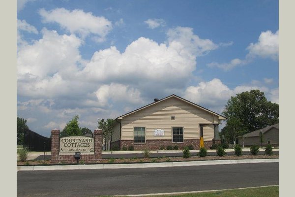 Courtyard Cottages Jacksonville Reviews Senioradvisor