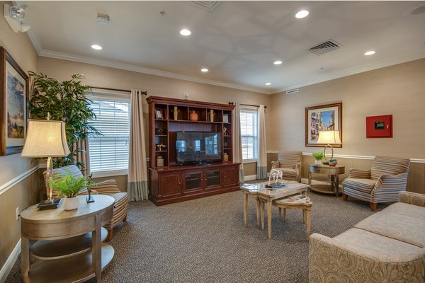 La Bonne Maison & Cottages at La Bonne Maison | Sikeston ...