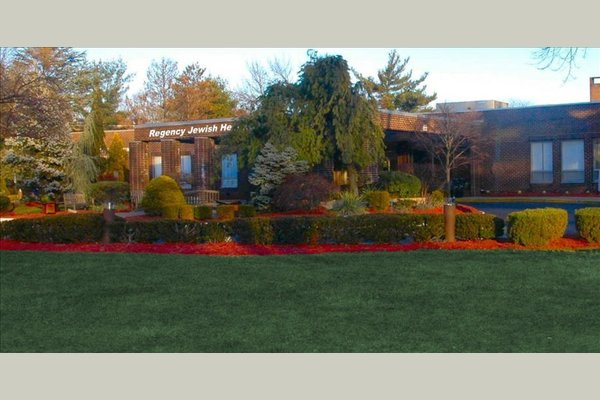 Regency Jewish Heritage Post Acute Rehabilitation And Nursing