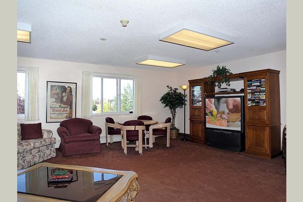 Churchill Manor Reviews Senioradvisor