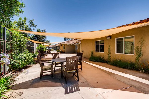 Vista Del Lago Escondido Ca Reviews Senioradvisor
